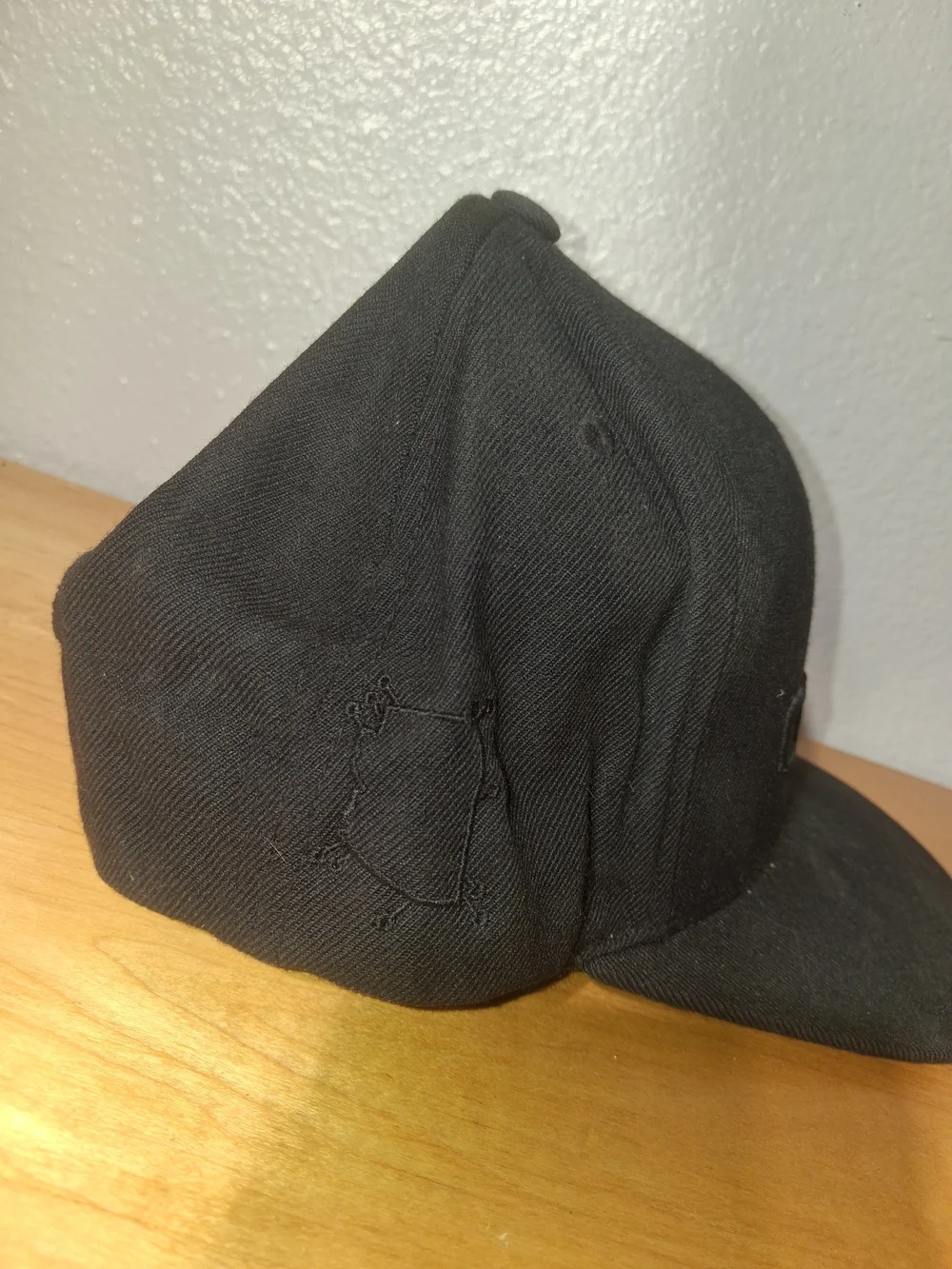 Embroidered Black Men's Baseball Cap